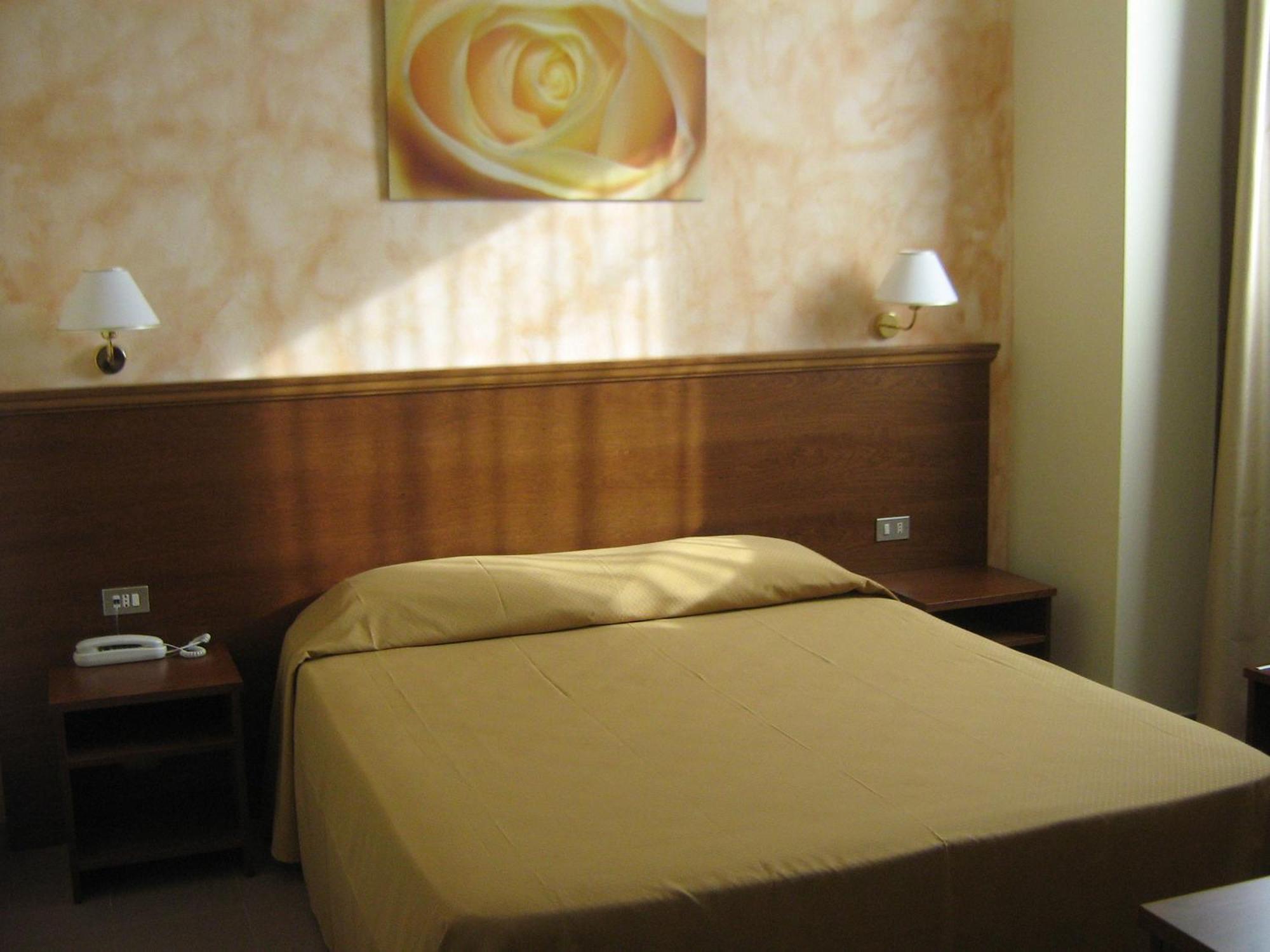 Hostiliae Ciminiera Hotel Ostiglia Eksteriør billede