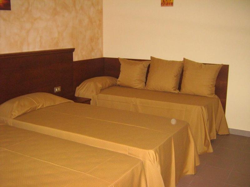 Hostiliae Ciminiera Hotel Ostiglia Eksteriør billede