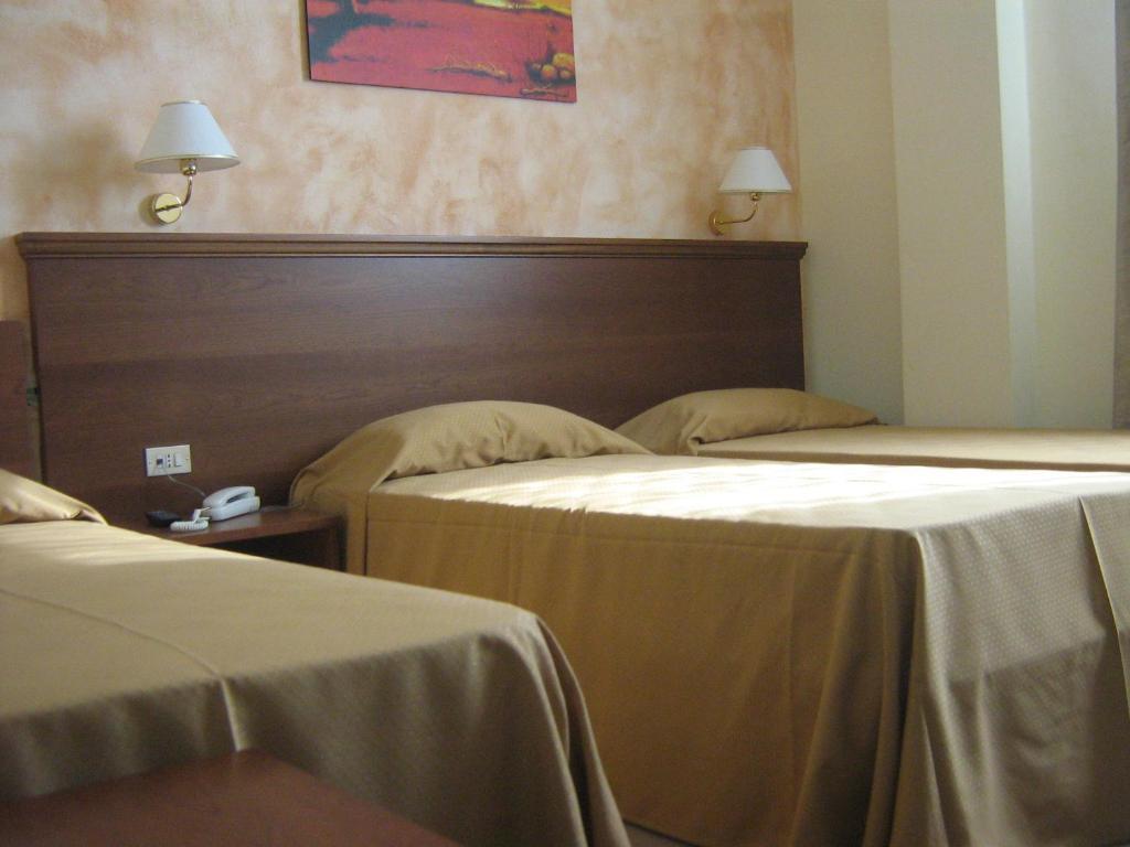 Hostiliae Ciminiera Hotel Ostiglia Eksteriør billede